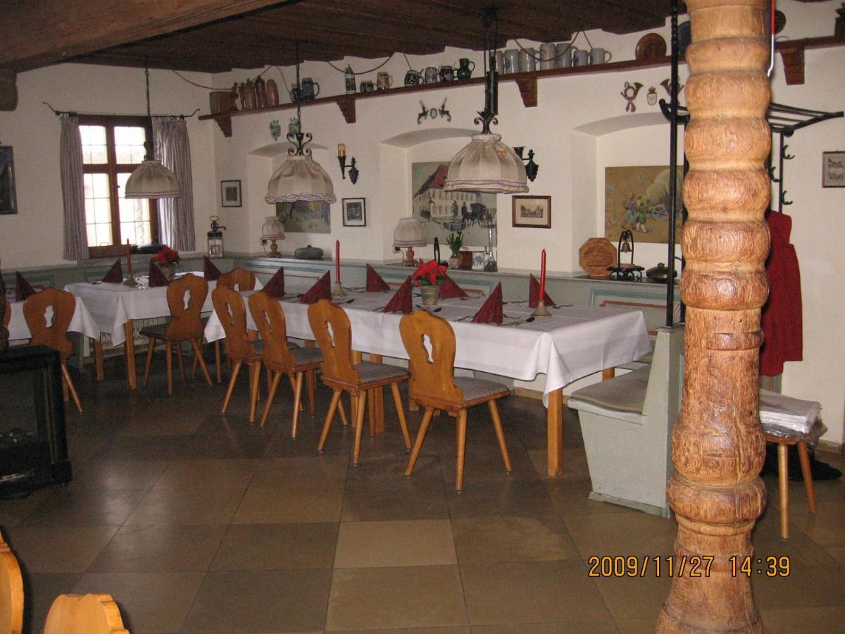Alte Poststation Goldener Hirsch Hotel Emskirchen Exterior foto
